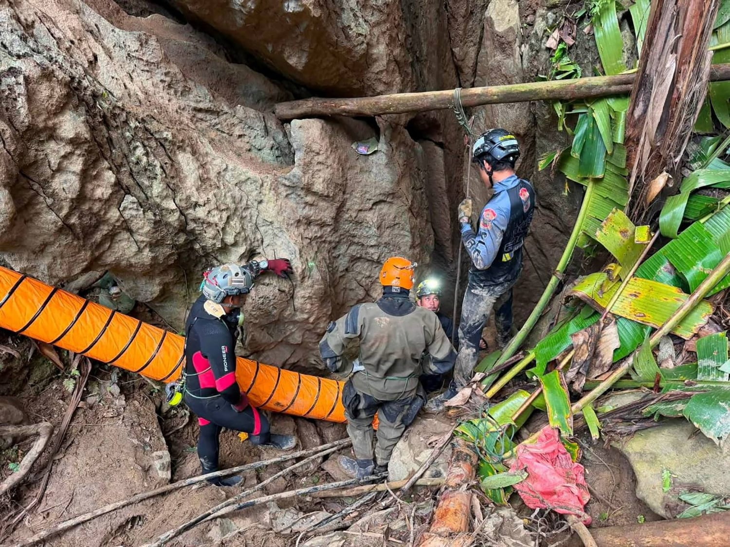 Laos Cave Rescue Tests Nerve and Limits