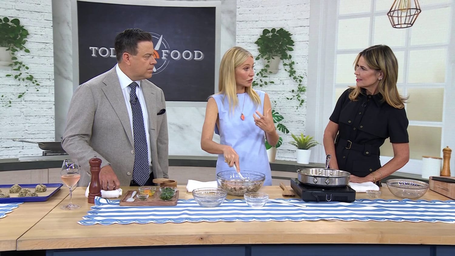 Gwyneth Paltrow Suggests Using Arugula as a Dairy Substitute on TODAY and the Internet Can’t Leaf It Alone