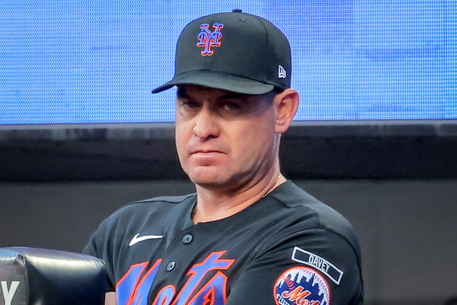 New York Mets fire manager Carlos Mendoza, name Andy Green as replacement