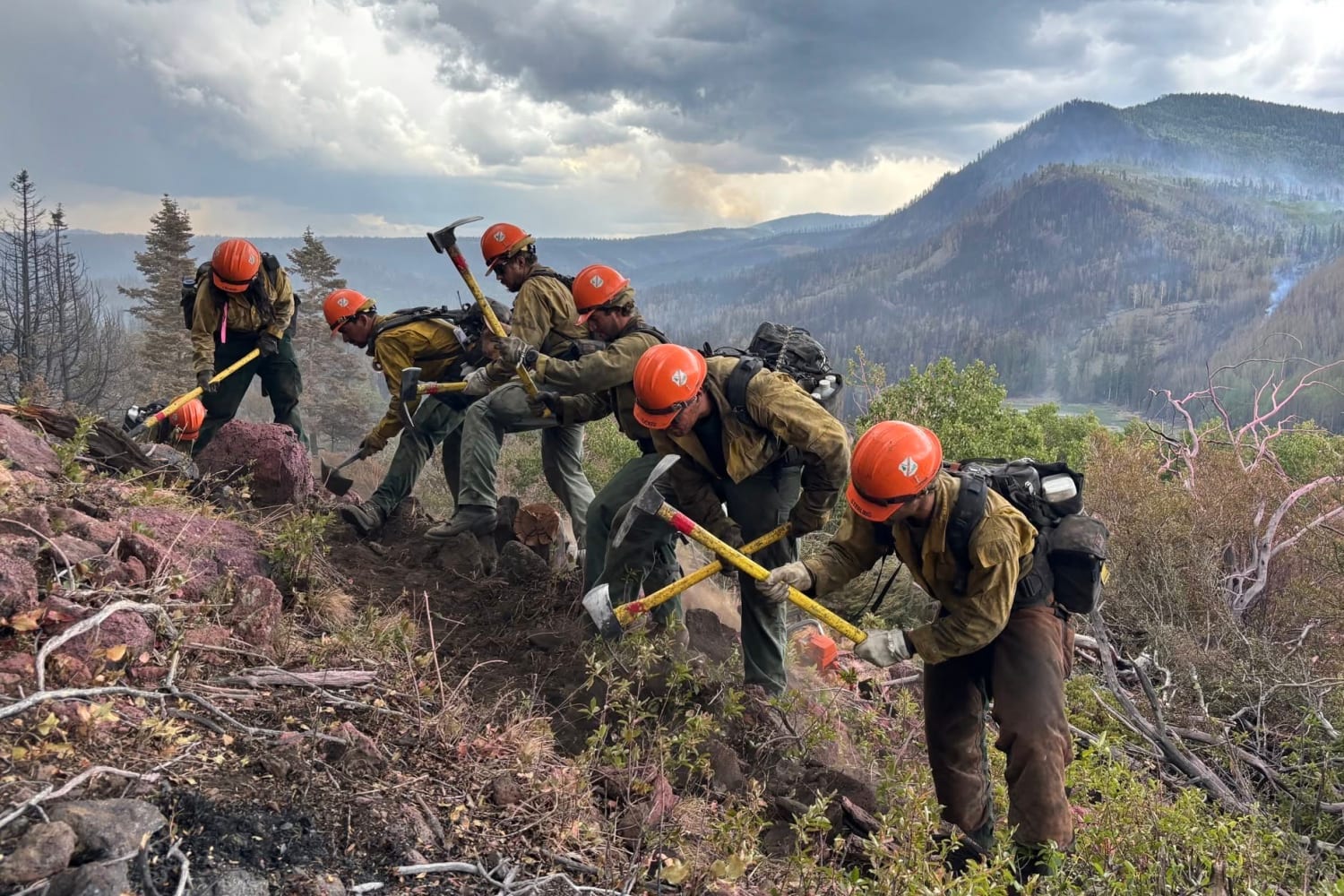 3 firefighters killed, 2 injured while tackling wildfires on the Colorado-Utah  border