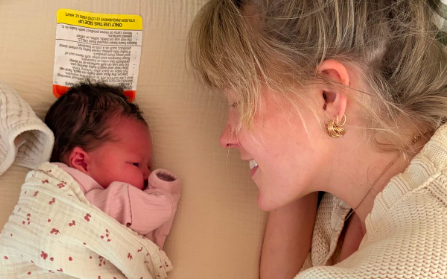 5 Real-Life Texts to Send to Your Friend Who Just Had a Baby