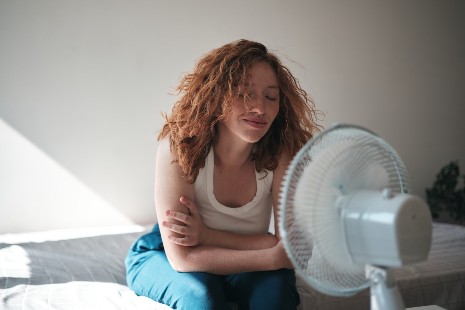 Amid Extreme Heat Wave, Don’t Use Fans Indoors If It’s Above This Temperature, Experts Warn