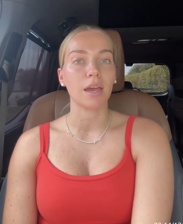 Emilie Kiser Responds To Criticisms After Allowing 16-Month-Old To Ditch Life Jacket