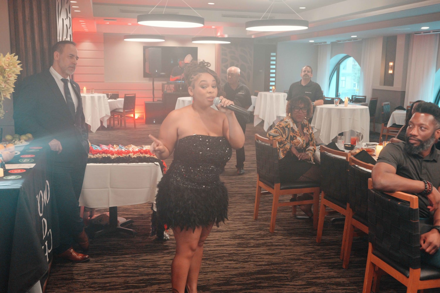Woman Was Stood Up By a Date. She Decided to Host a Singles Night at the Same Restaurant