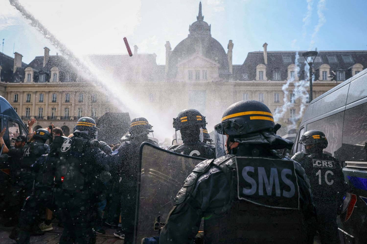 France shuts down nearly 900 schools as violent education protests escalate