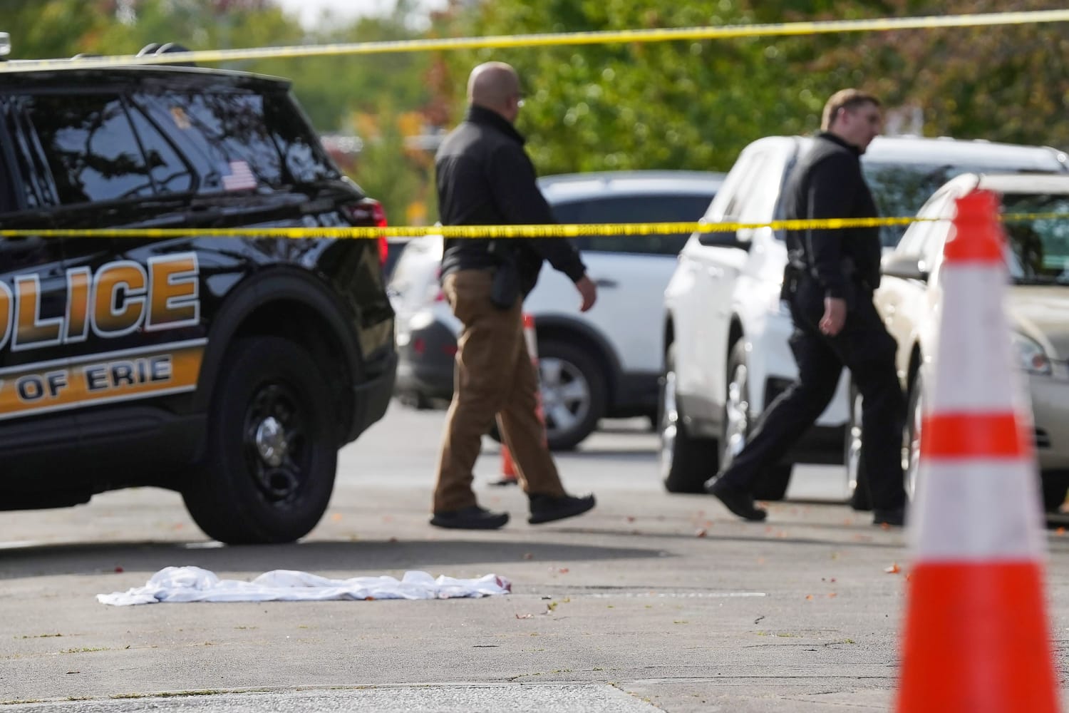 مقتل 9 أشخاص في حادث إطلاق نار بمدينة إيري الأمريكية