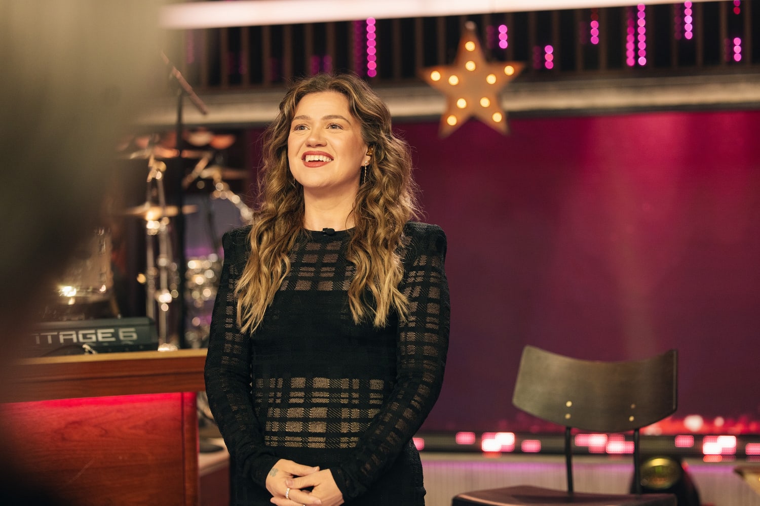 Store Responds After Kelly Clarkson Says Staff Treated Her Like Julia Roberts’ ‘Pretty Woman’ Character