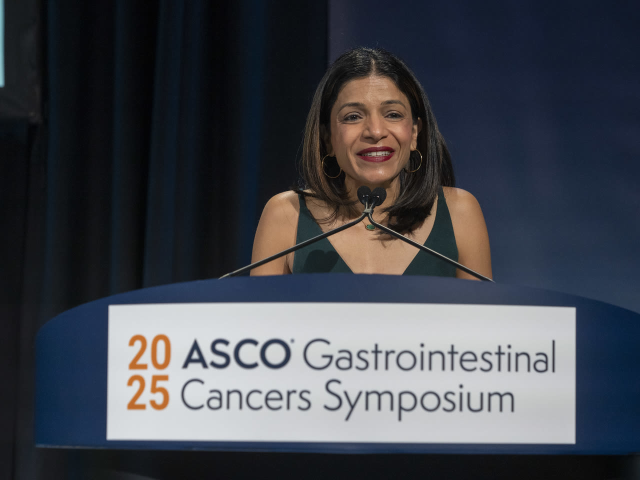 Leading Cancer Researcher, 47, Dies of the  Disease She Was Trying to Cure. This Was Her 1st Symptom