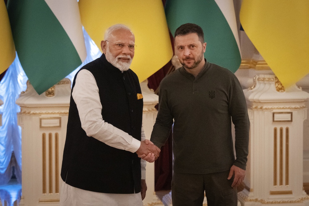 https://media-cldnry.s-nbcnews.com/image/upload/t_fit-1000w,f_auto,q_auto:best/rockcms/2024-08/240823-modi-ukraine-mb-1348-8e6347.jpg