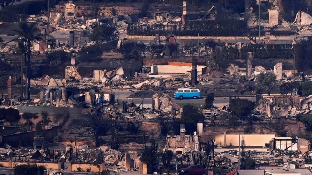 251124-vw-bus-fires-cc-0110a-bdb2d1.jpg