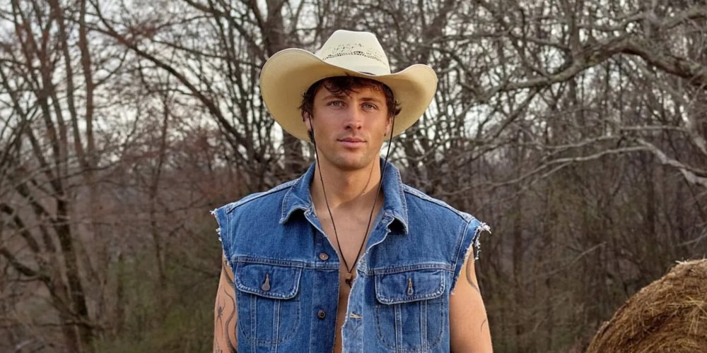 'The Traitors' Rob Rausch on Overalls, Snake Wrangling and Which Reality Show He'd Go on Next