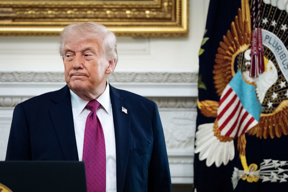 الرئيس الأميركي دونالد ترامب في البيت الأبيض يوم الثلاثاس الماضي (أ ب)