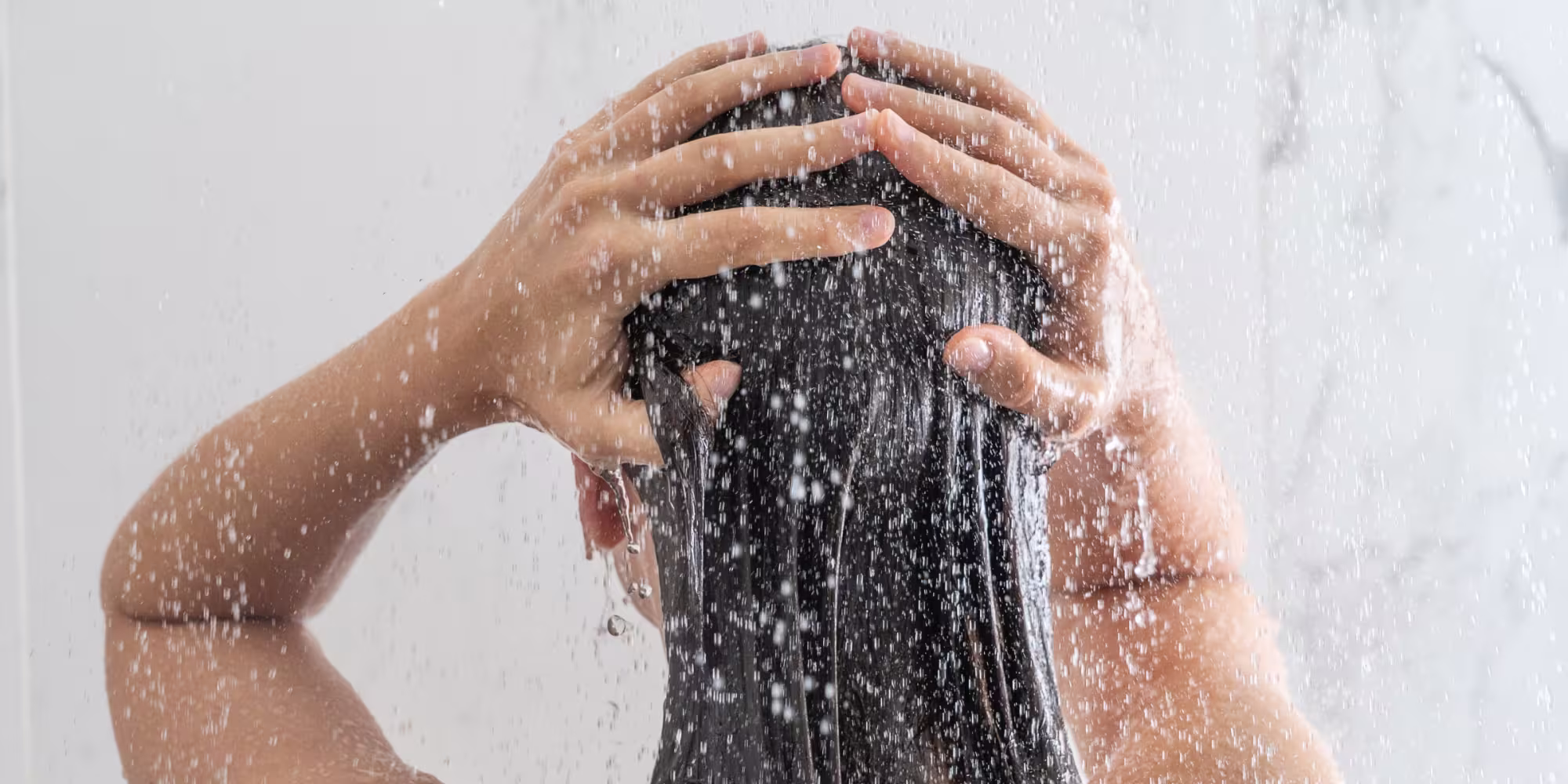 What are the Best Shampoos for Fine Hair? Experts Share Their Favorites