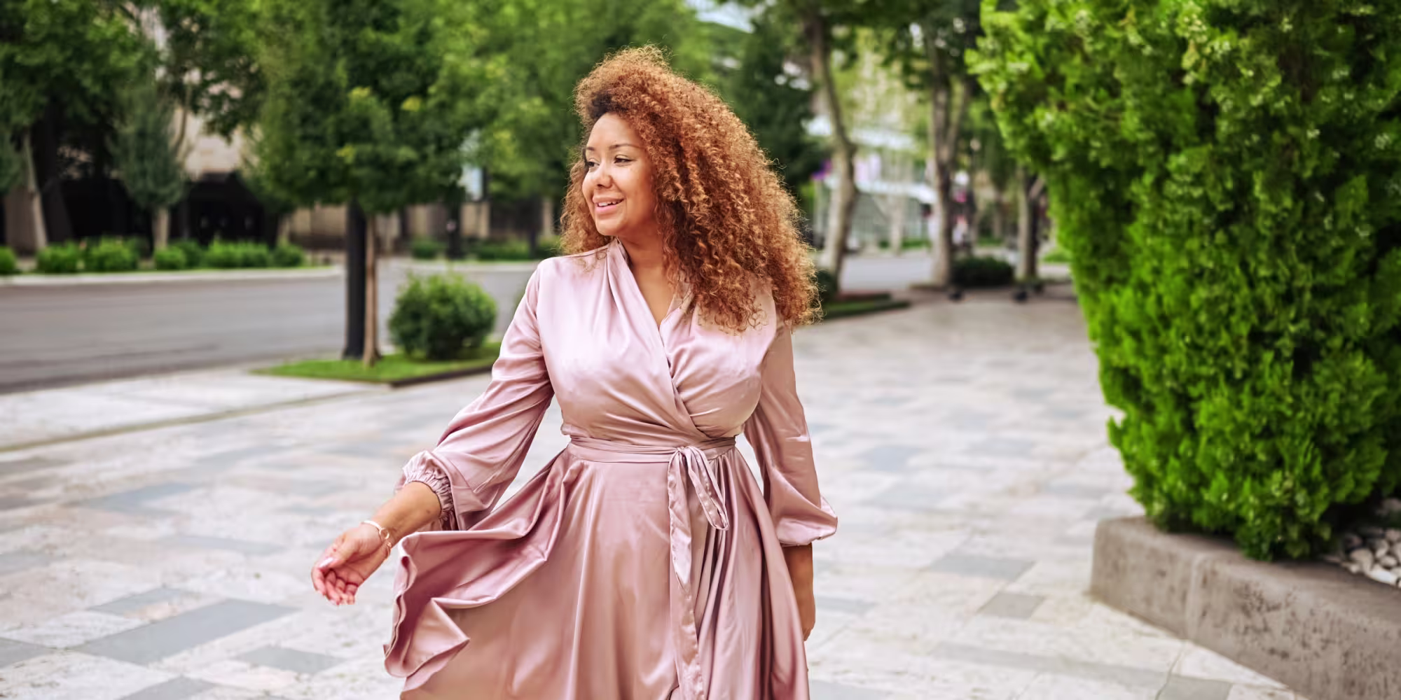 Have a Big Bust? Stylists Recommend These Designs That Are Flattering and Chic
