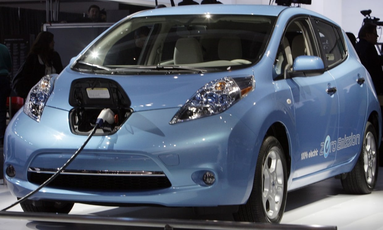 nissan leaf miles per gallon