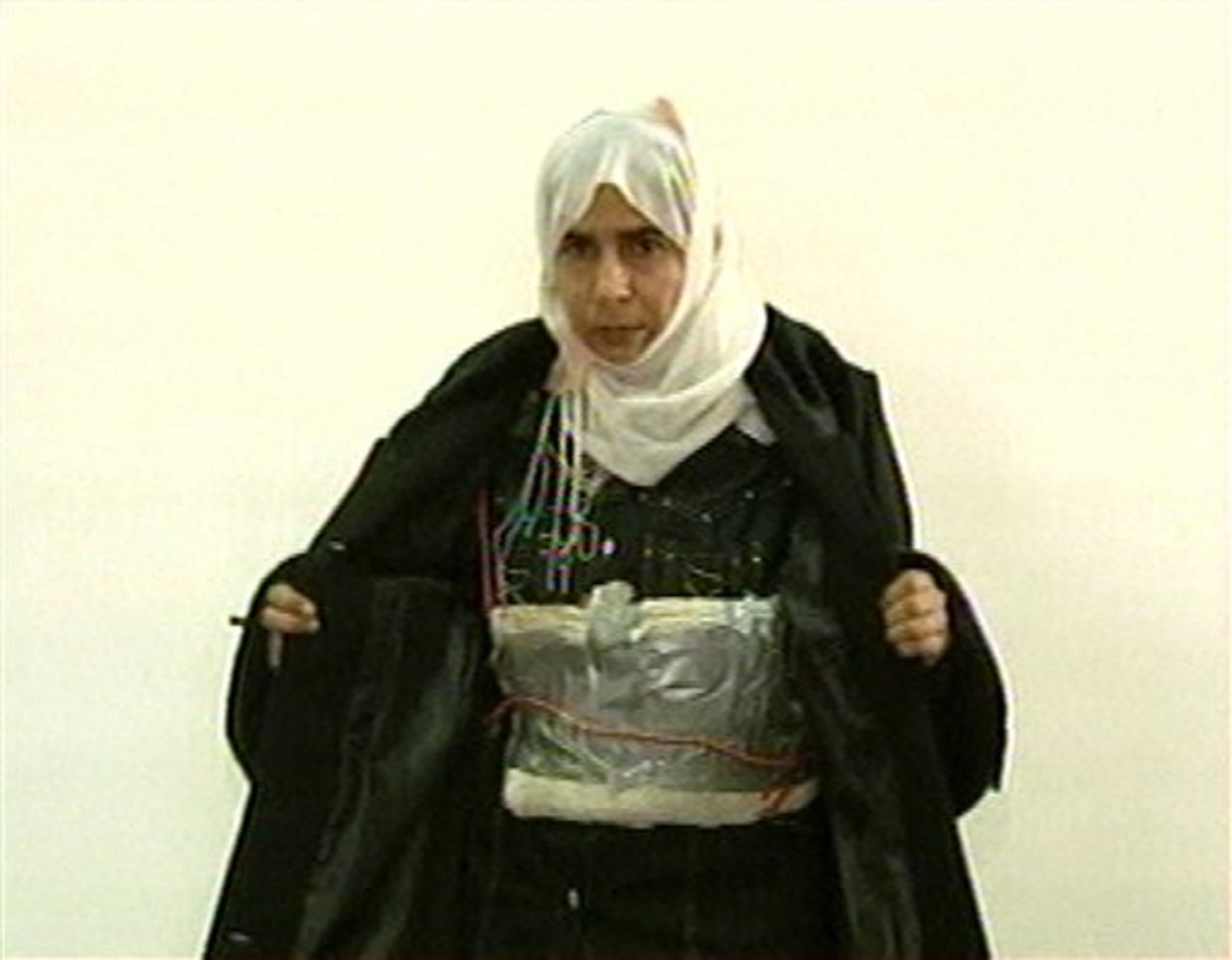 Iraq militants turn to women for suicide attacks