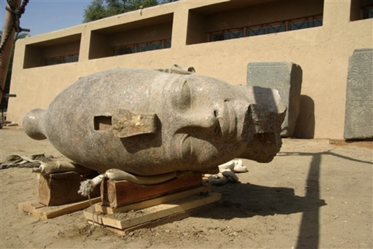 Massive head of pharaoh unearthed in Egypt