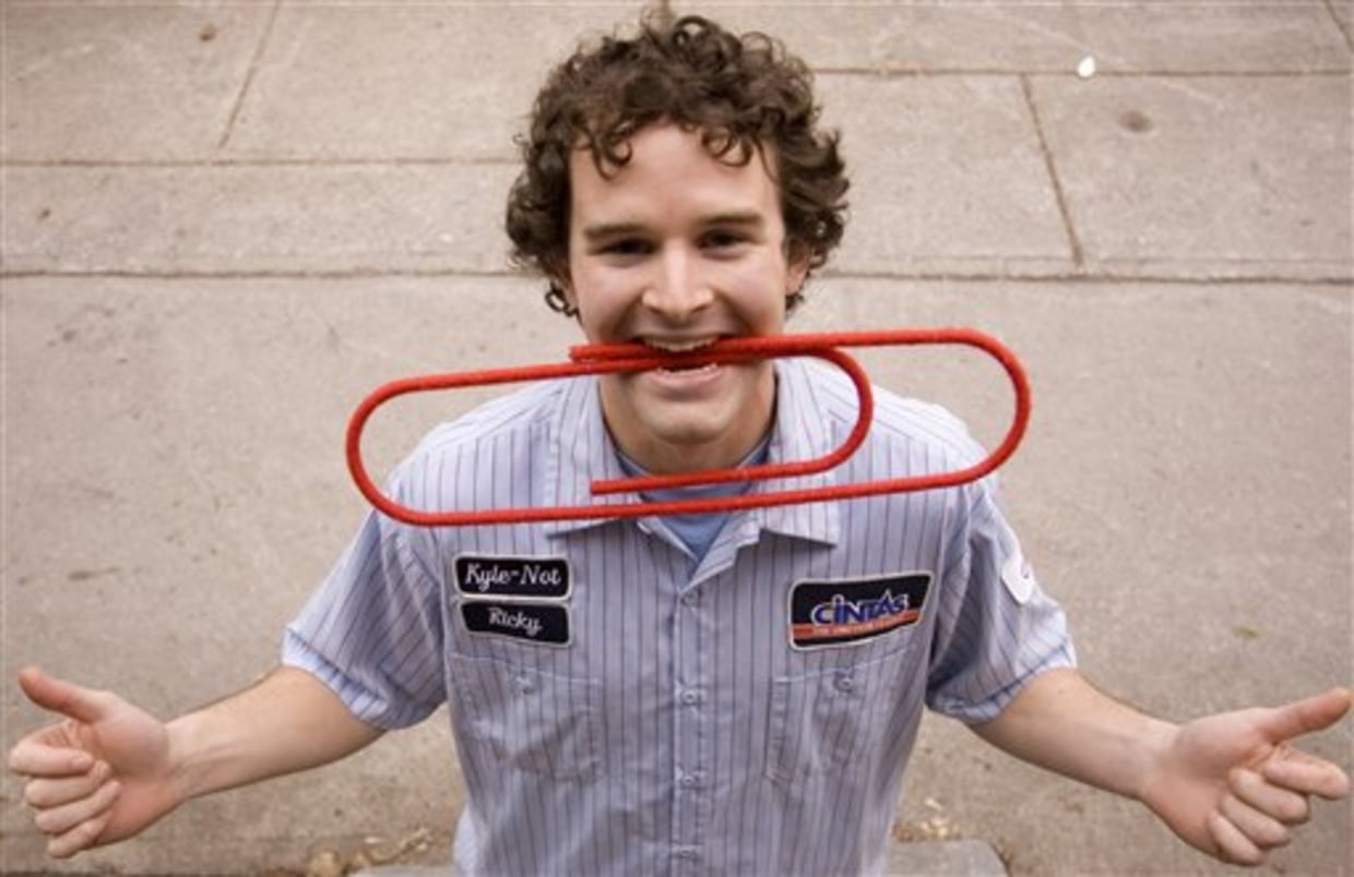 How To Make A Paper Clip Man