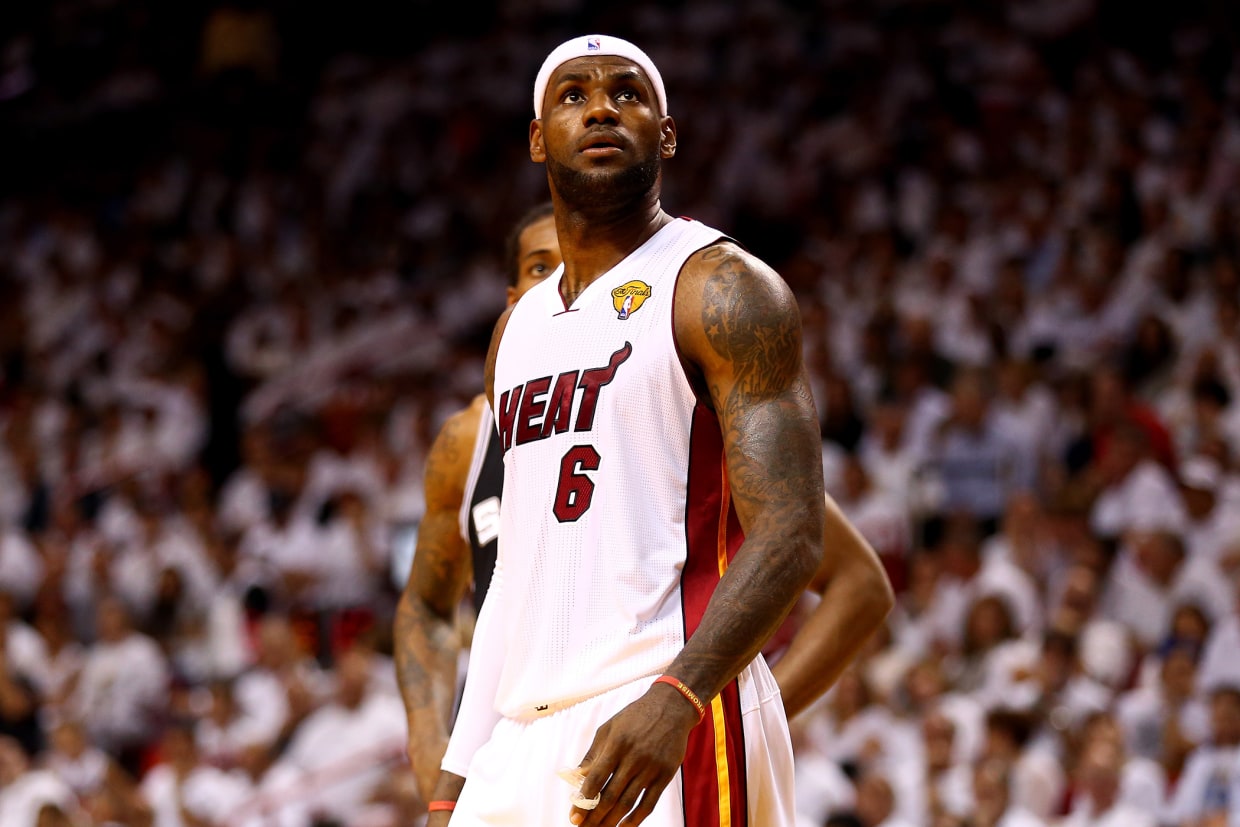 LeBron James faces a Friday deadline to opt-in on his Cavs contract