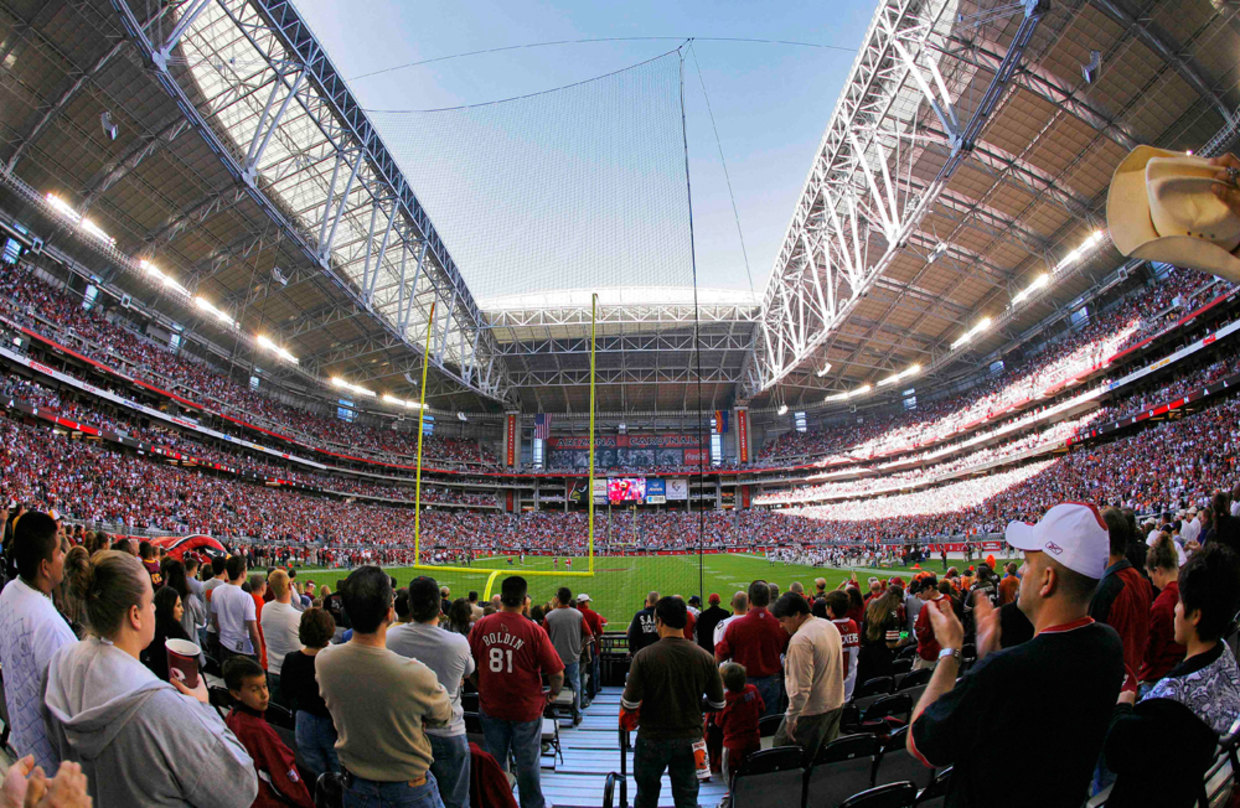 Photos: Celebrities At The Super Bowl In Arizona Tonight - The