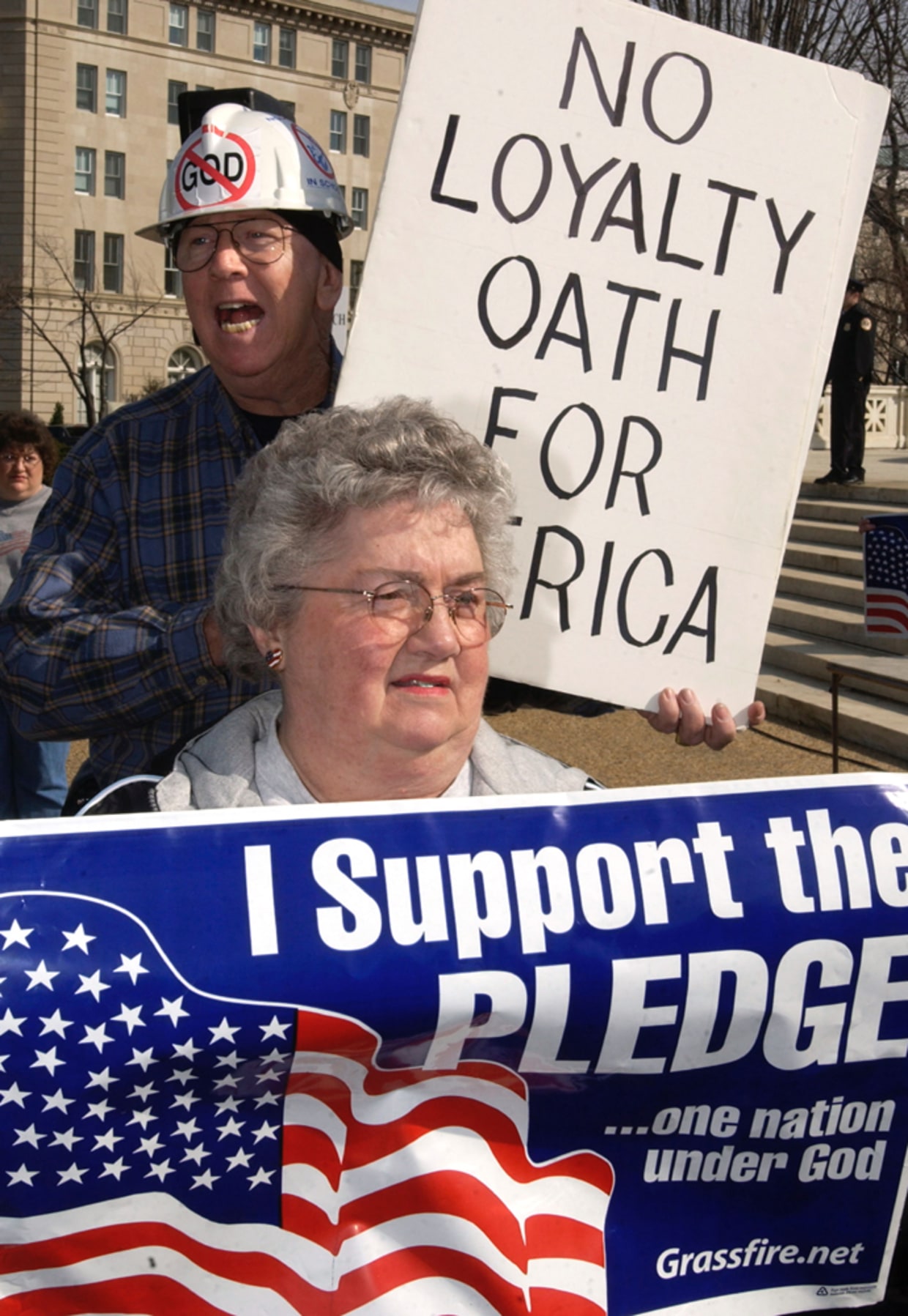 Supreme court ruling on standing for the pledge of allegiance discount