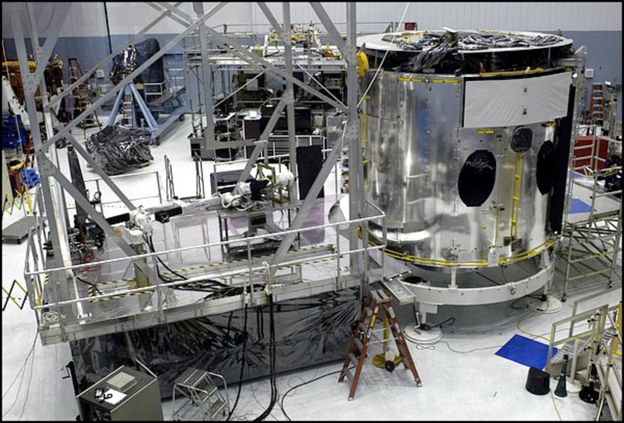 ロボット nasa220 NASA hopes humanoid robots can help us explore the moon and Mars