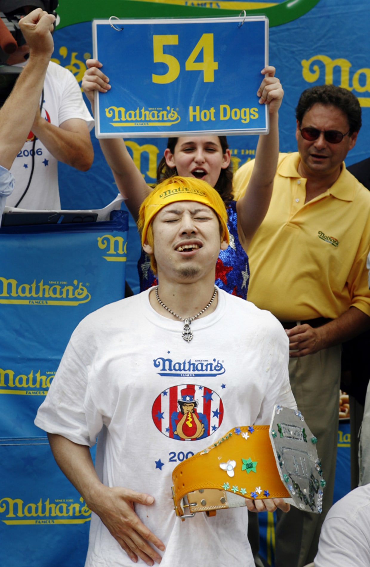 Japanese Hot Dog Eating Champ Sets Record
