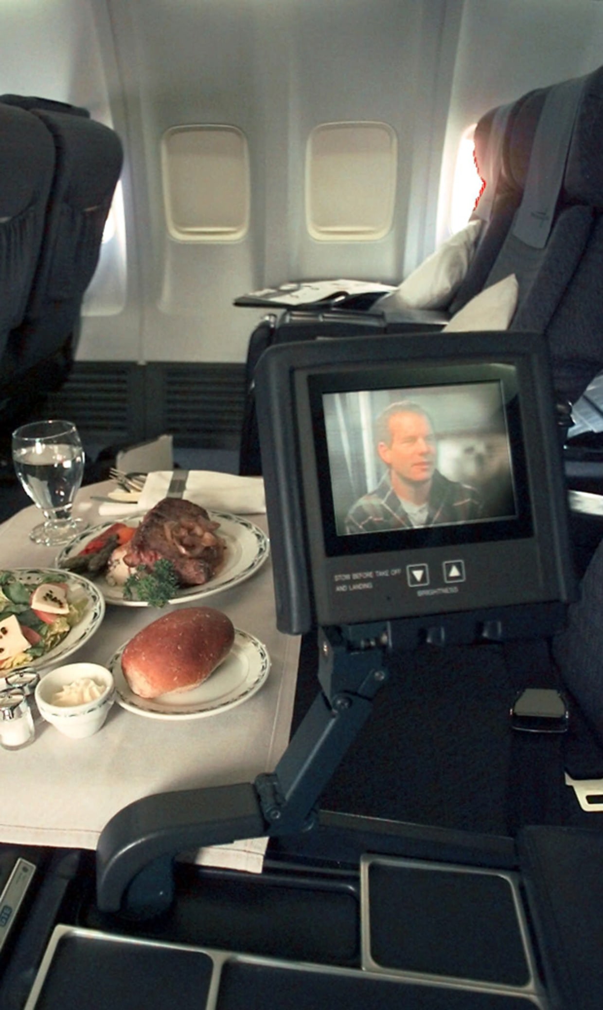 How to watch the in-flight movie
