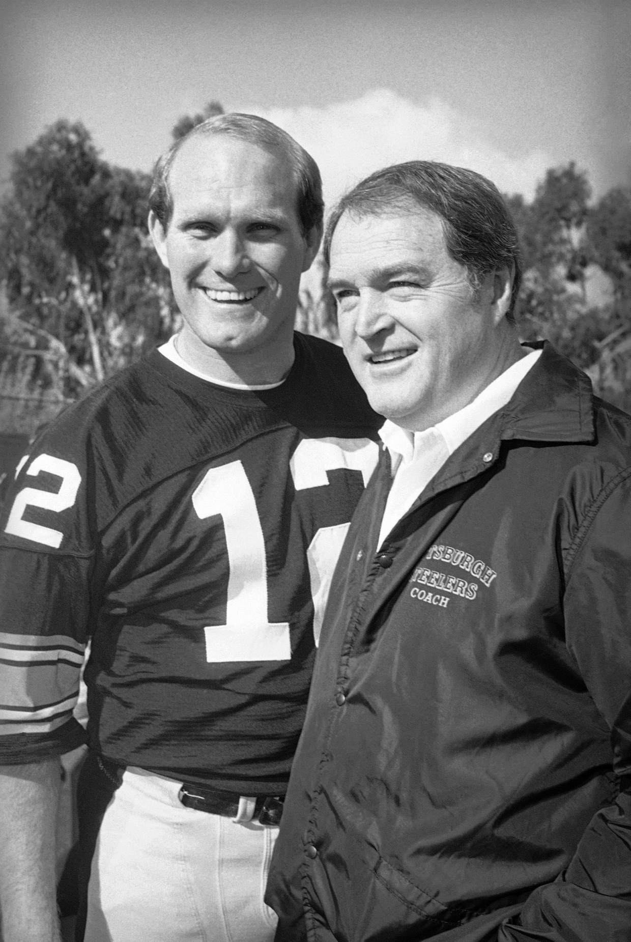 Legendary Pittsburgh Steelers coach Chuck Noll dies