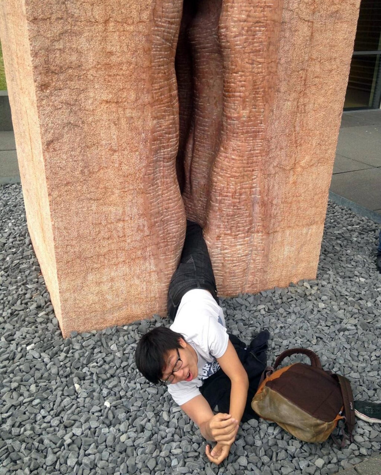 https://www.nbcnews.com/news/world/american-student-ends-trapped-giant-vagina-sculpture-n138311