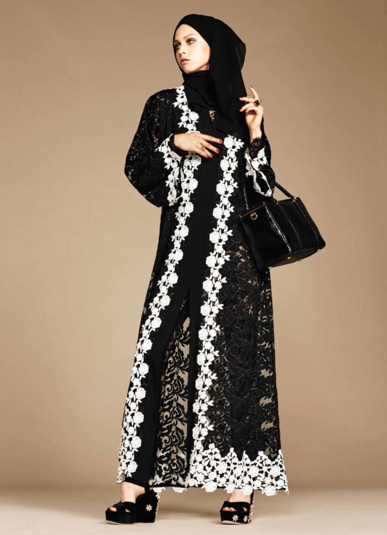 Dolce and gabbana 2025 abaya buy online