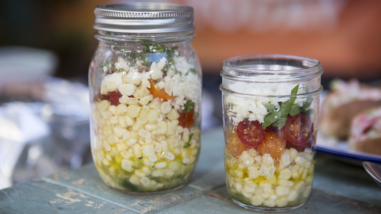 Southwestern mason jar salad - Family Food on the Table