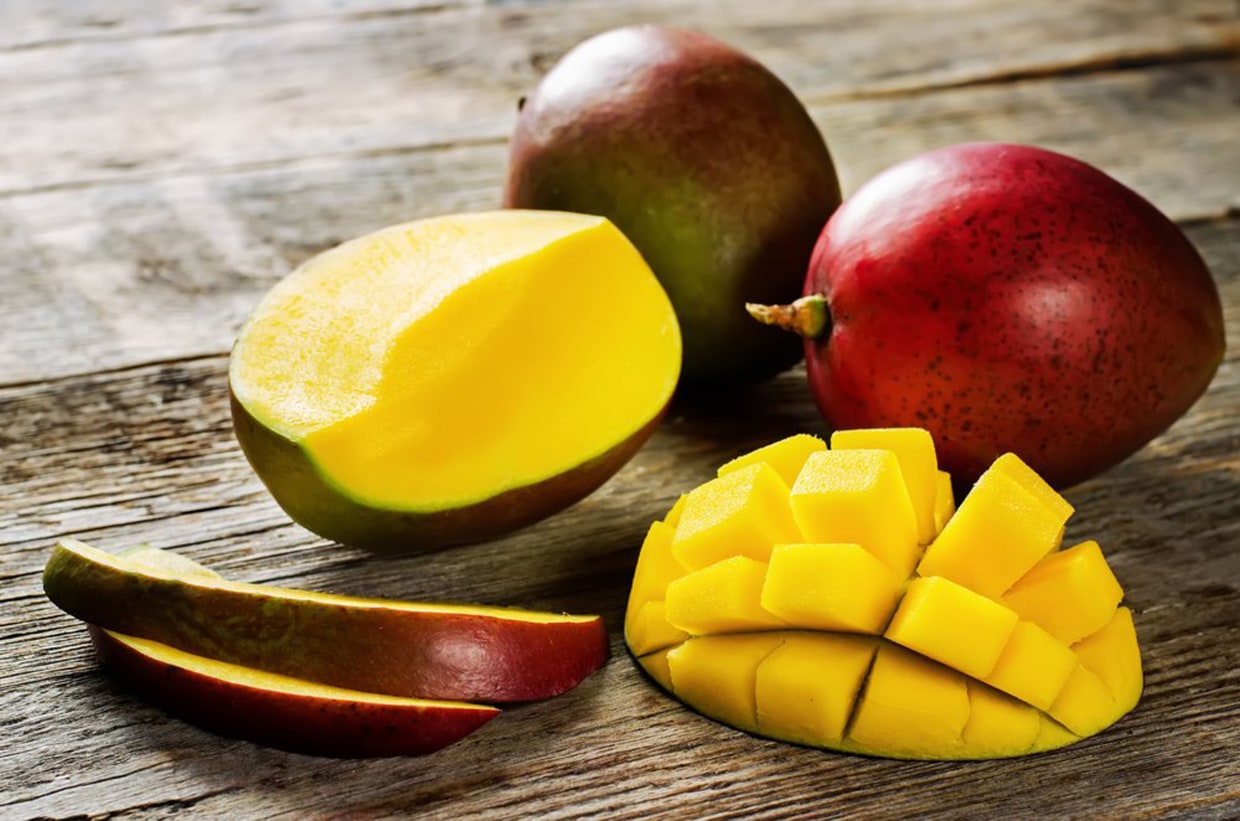 4 Ways to Tell if Your Mango Is Ripe