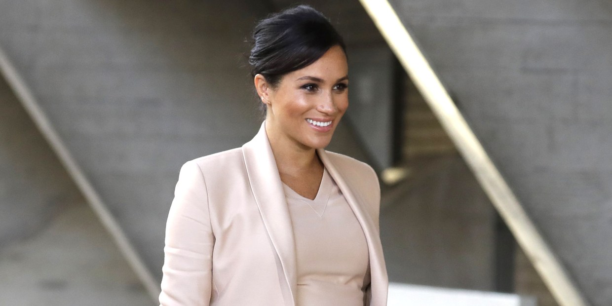 meghan markle pink outfit