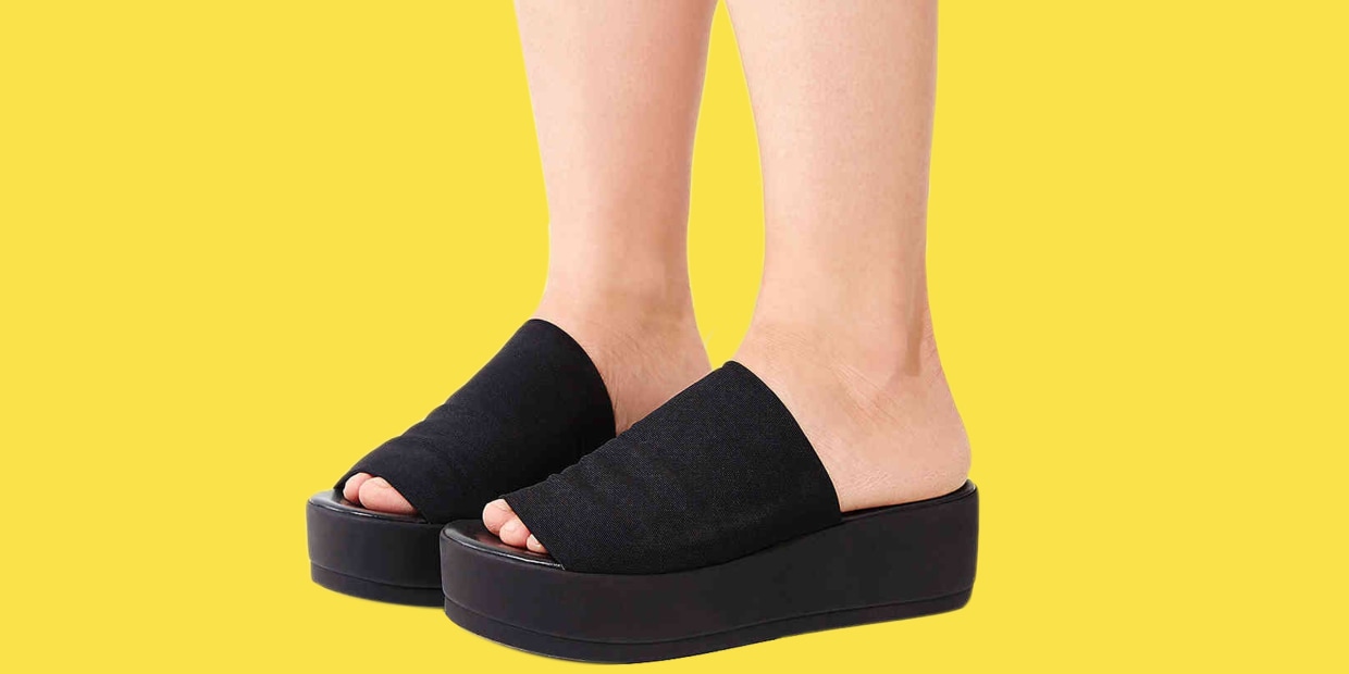 Buy GLO GLAMP Platform Women's Wedge Heel Sandals Ladies Heels Girls  Chappal Sandal Slippers Daily use Home Soft Stylish Fashion Indoor Flipflop  Black at Amazon.in
