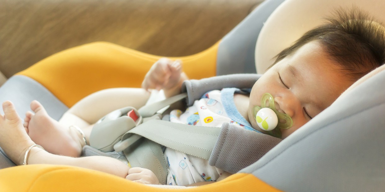 Car Seat Danger Babies Shouldn T Sleep In Seats When Not Traveling - Is Sleeping In A Car Seat Ok For Baby