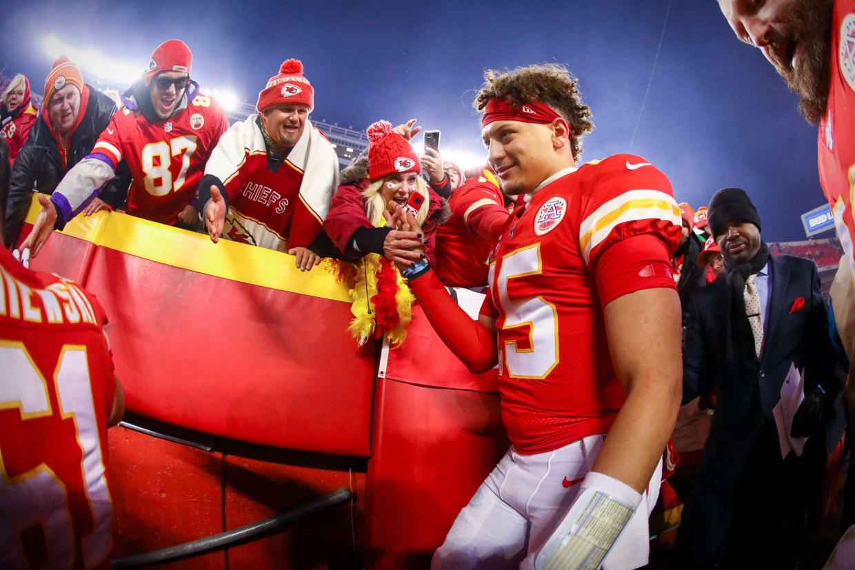 Kansas City Chiefs beg 'bad luck' fan to stay home for AFC