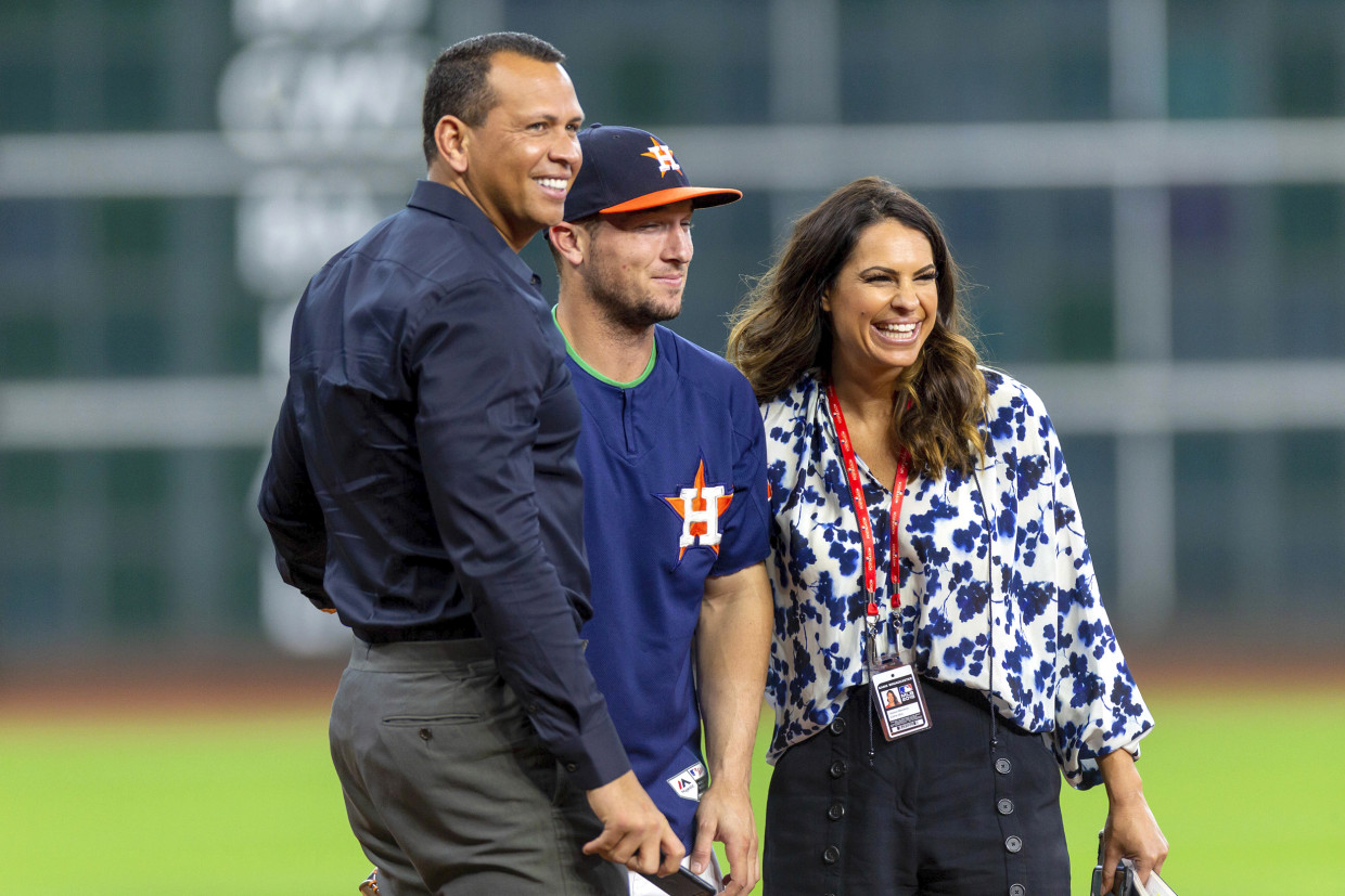 MLB continues to highlight the contributions & impact of Latinos