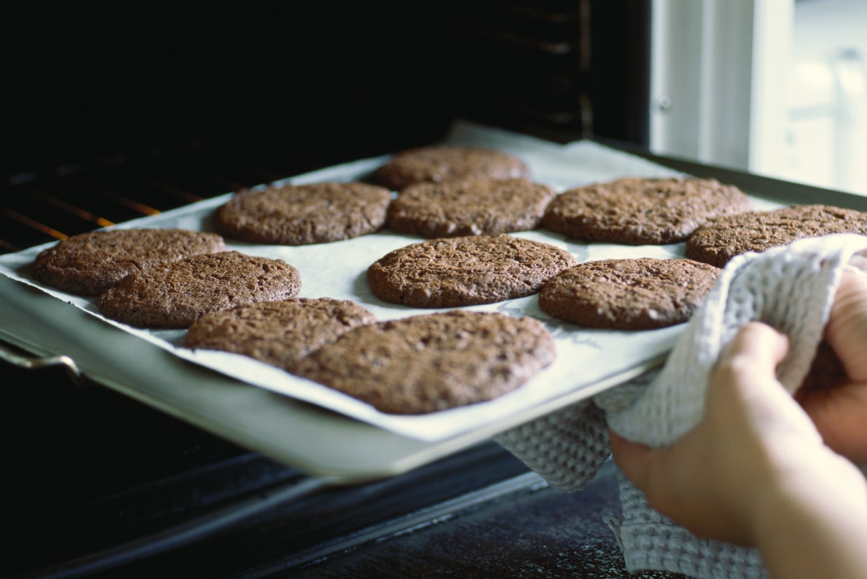 Artisan 2 Piece Medium Baking Sheet and Mat Set