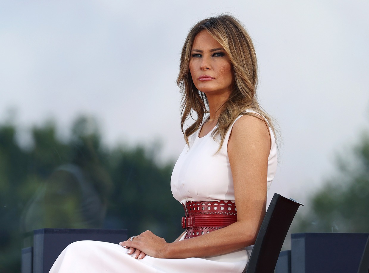 Melania trump dress july 4 deals