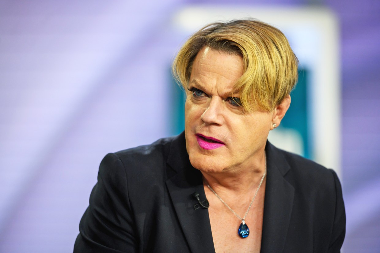 Comedian Eddie Izzard gets wave of support for using she/her pronouns