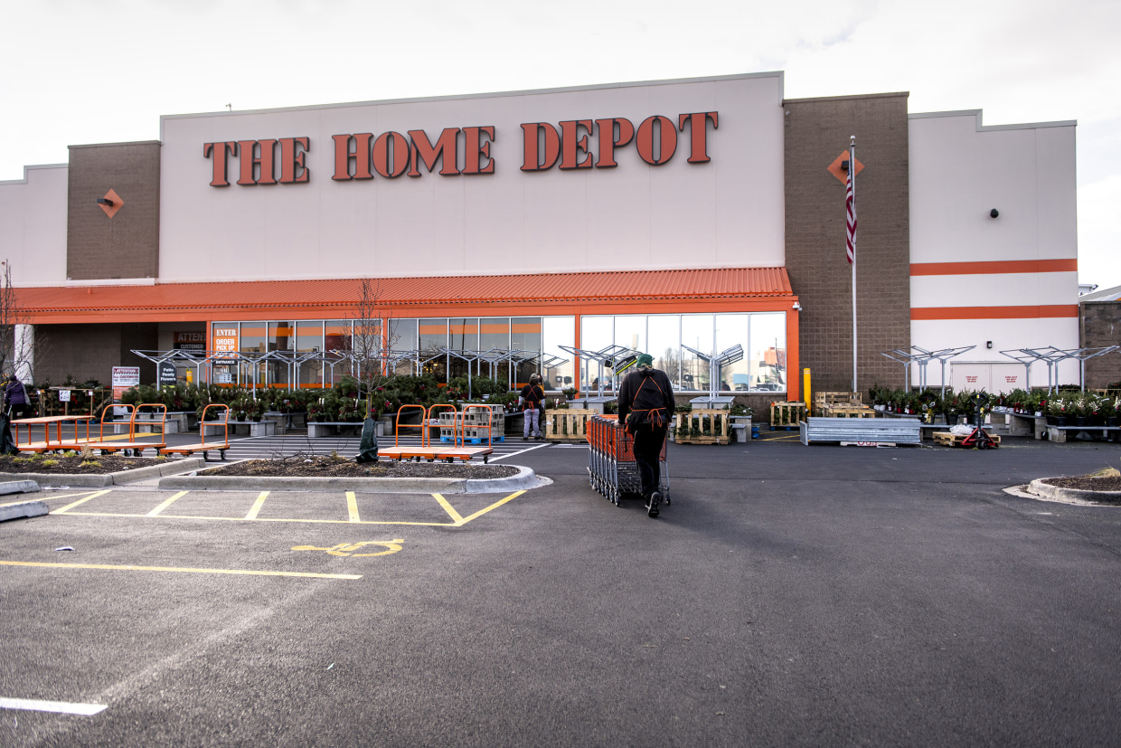 Ceiling fans sold at Home Depot 