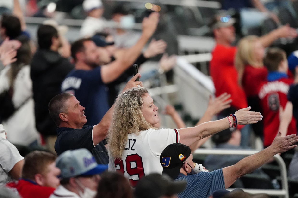 Dehumanizing and racist' Native American leaders decry Braves' 'Tomahawk  Chop' ahead of World Series game in Atlanta