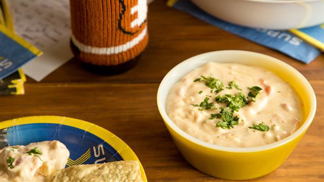 https://media-cldnry.s-nbcnews.com/image/upload/t_fit-1240w,f_auto,q_auto:best/newscms/2023_01/790981/slow-cooker-queso-dip-150123-ms-today-tease.jpg