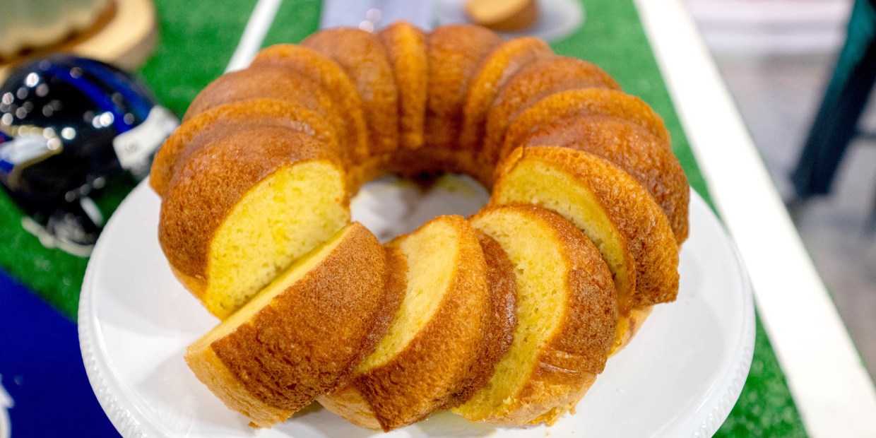 Blueberry Bundt Cake - Weekend at the Cottage