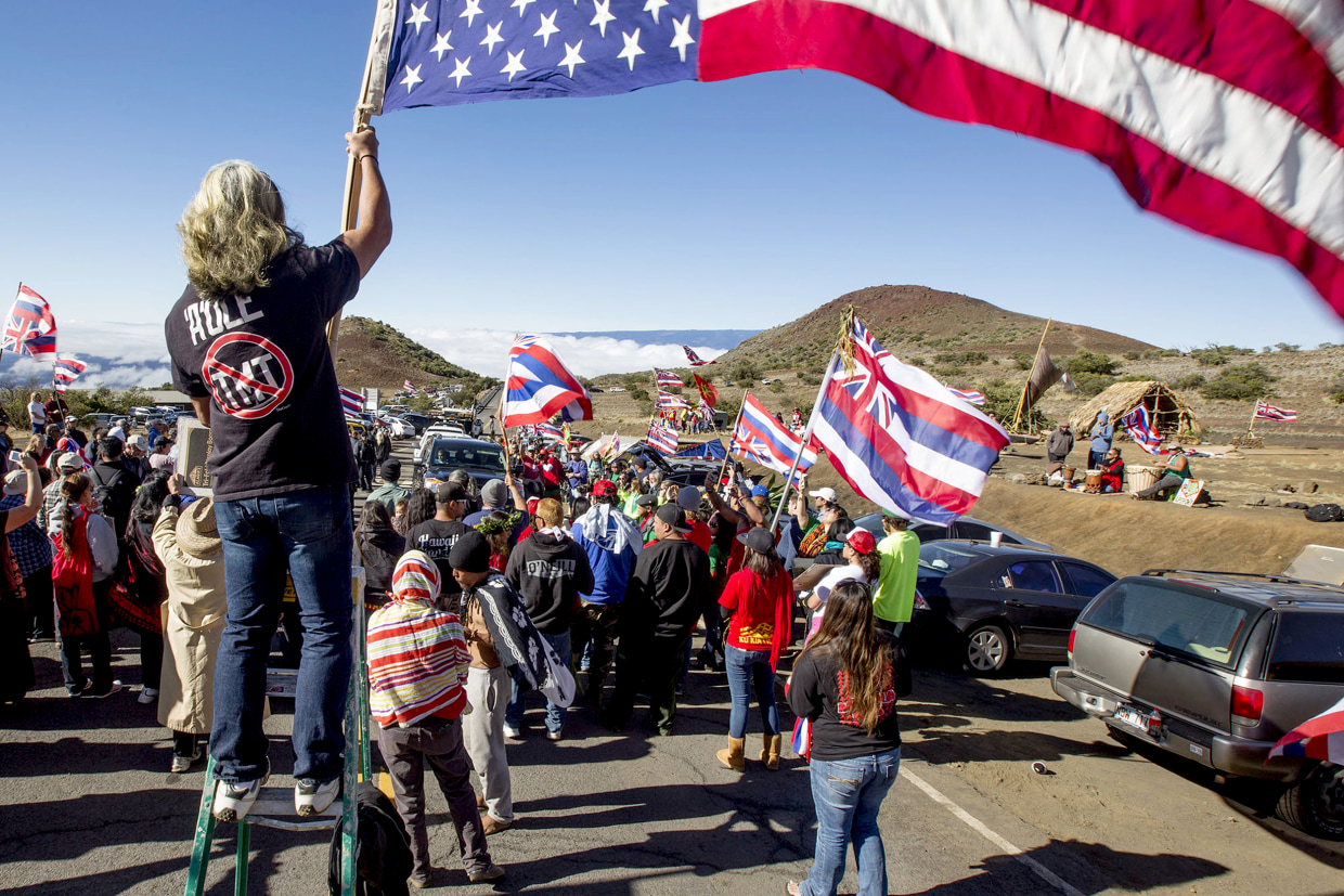 Hawaiians Protest DOI Rule That Will Give Them Tribal Status