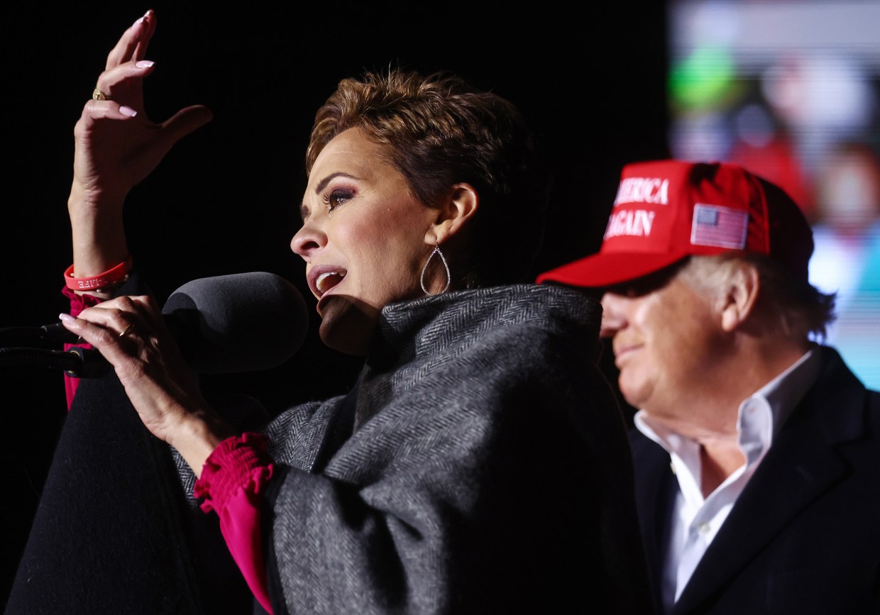 Image: Donald Trump Kari Lake