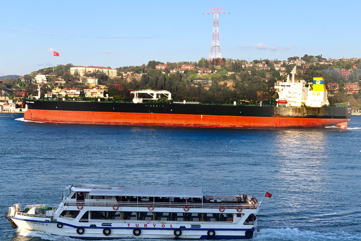U.S. Warns Greece Against Assisting Iran Oil Tanker - WSJ