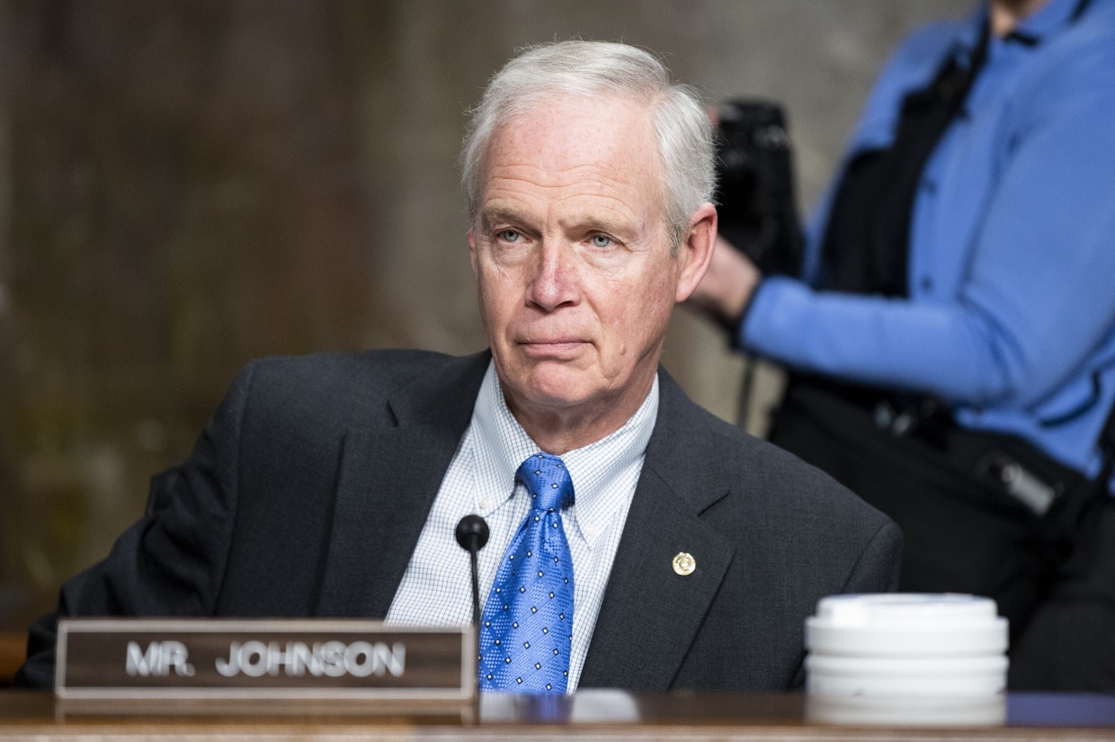 Democrats attack Ron Johnson over tax breaks and abortion in salvo of  primary day ads