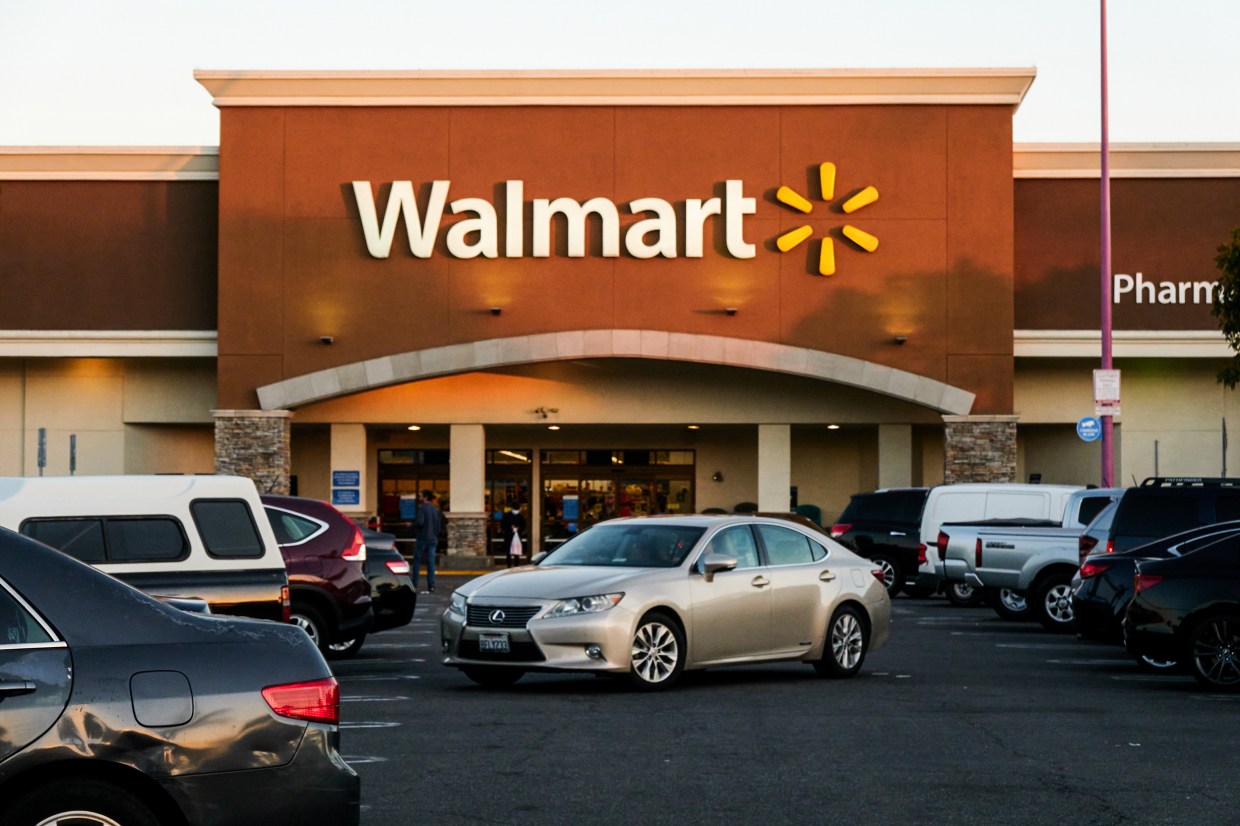 Walmart lays off corporate employees after slashing forecast — NBC News